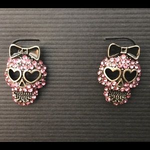 Beautiful Betsey Johnson Bowed Skull Earrings